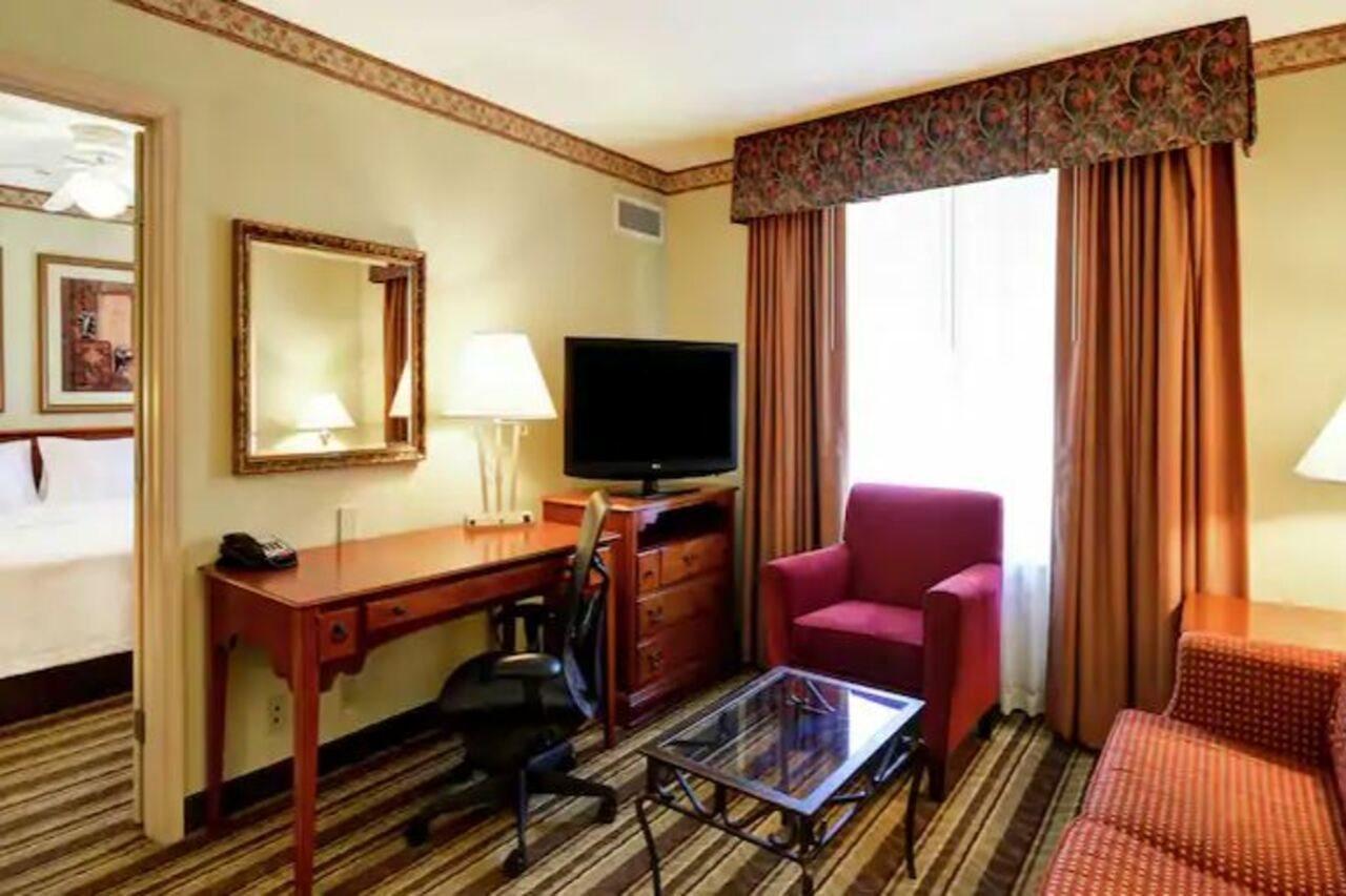 Homewood Suites By Hilton Chester Esterno foto