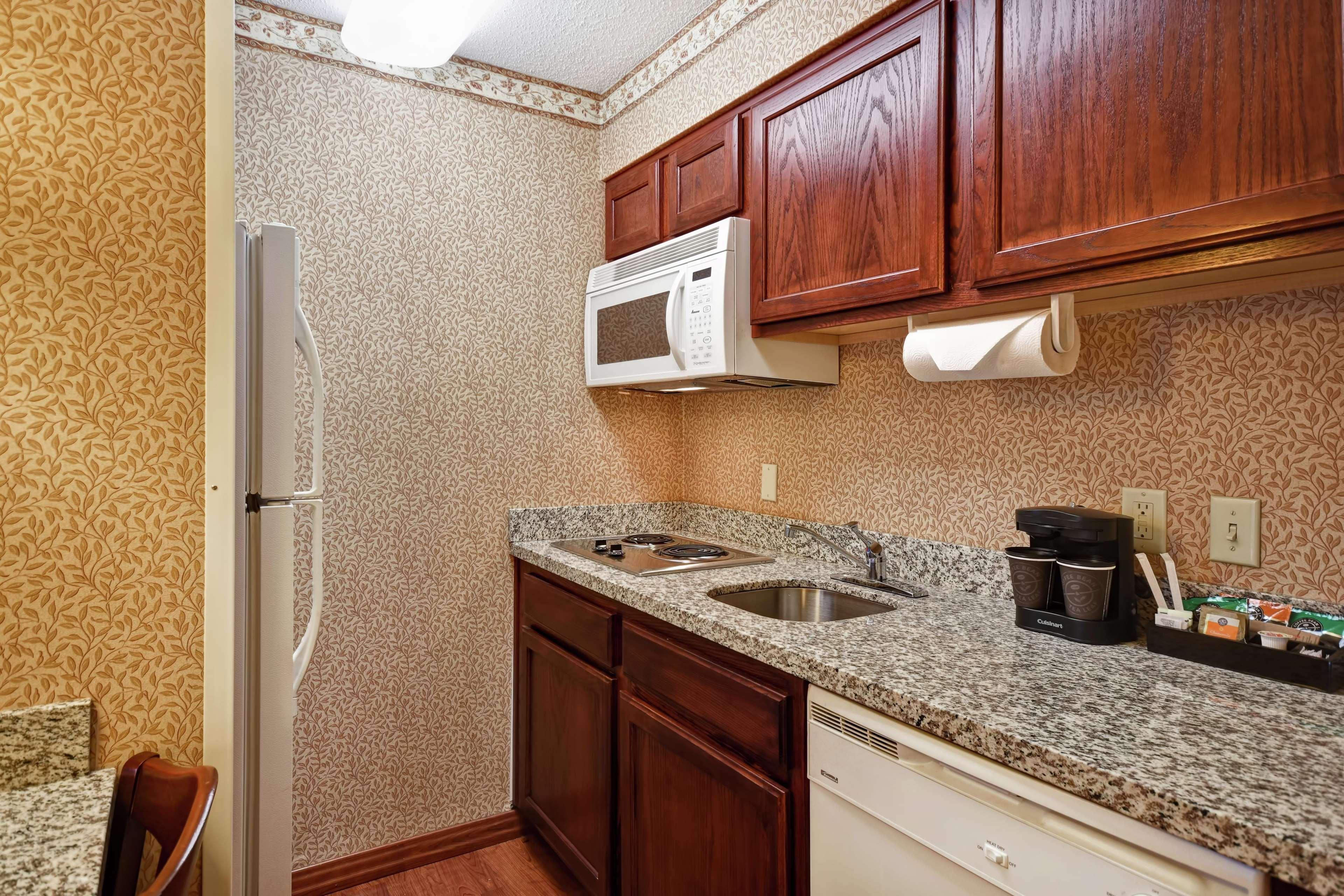 Homewood Suites By Hilton Chester Esterno foto