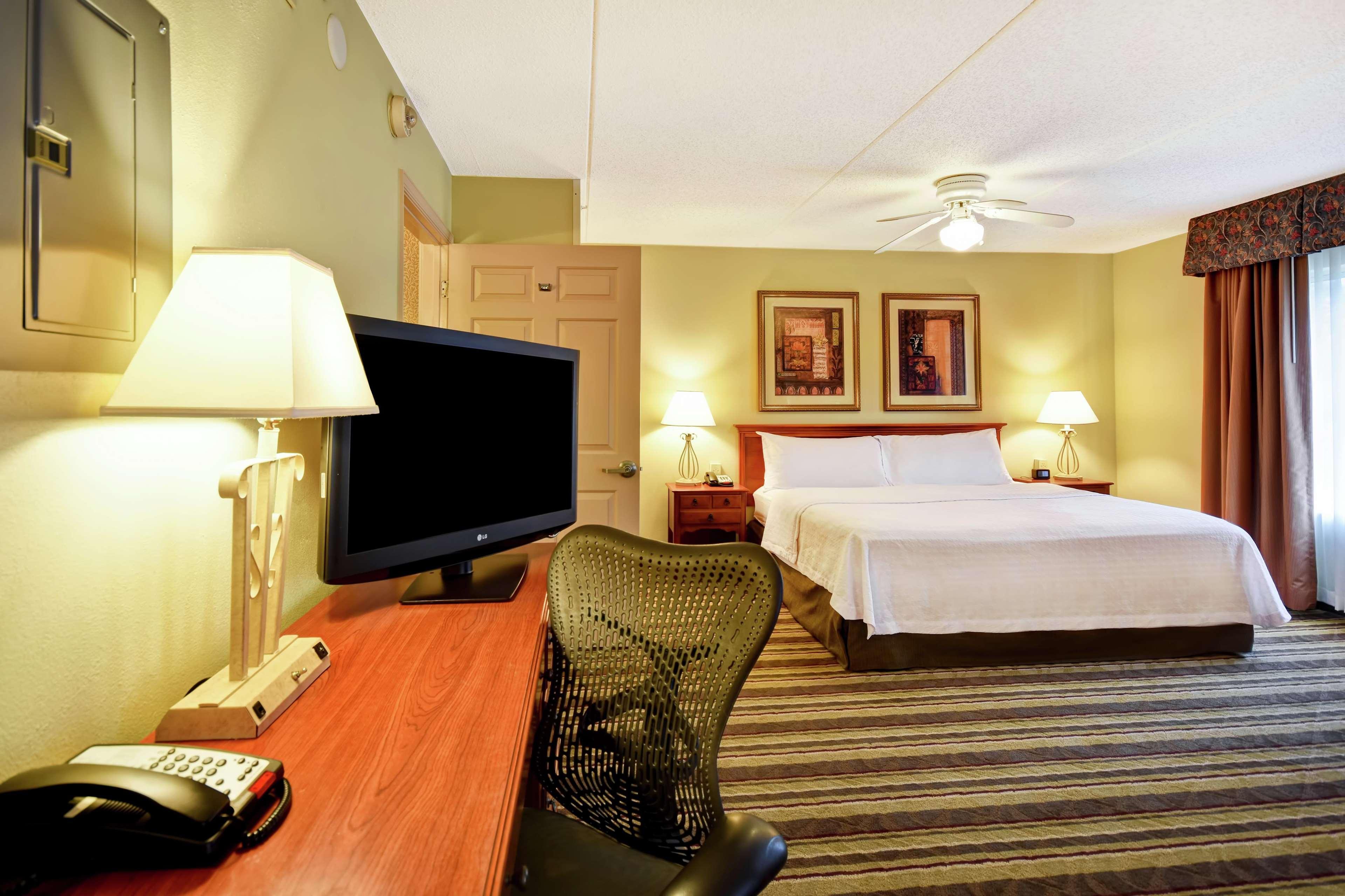 Homewood Suites By Hilton Chester Esterno foto