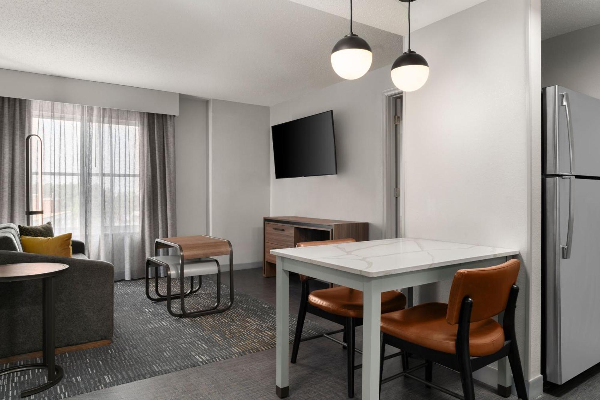 Homewood Suites By Hilton Chester Esterno foto