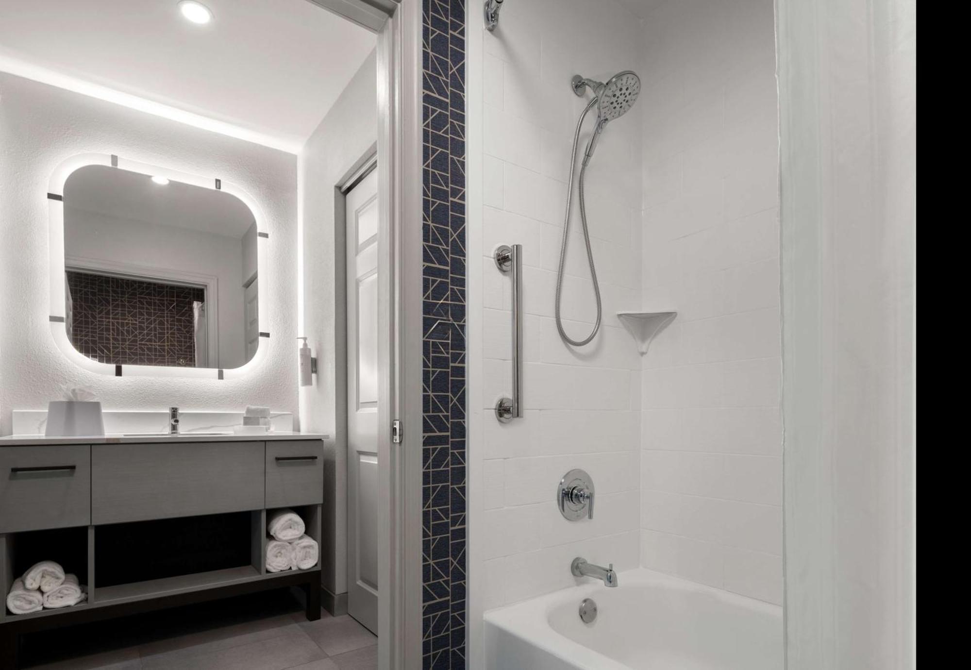 Homewood Suites By Hilton Chester Esterno foto
