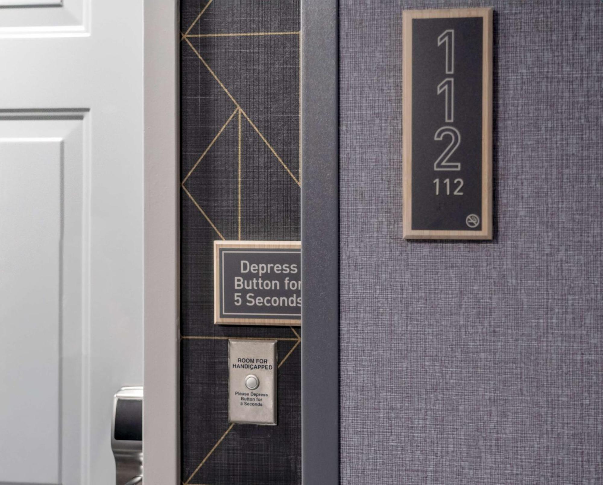Homewood Suites By Hilton Chester Esterno foto