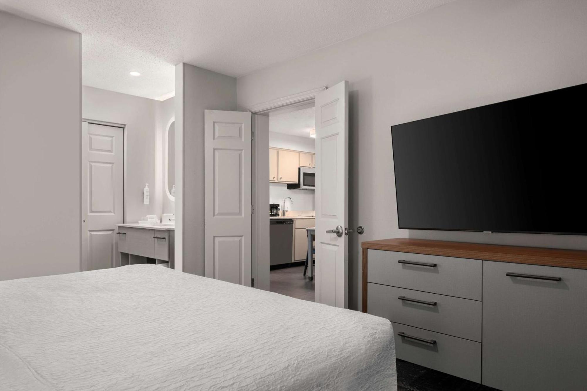 Homewood Suites By Hilton Chester Esterno foto
