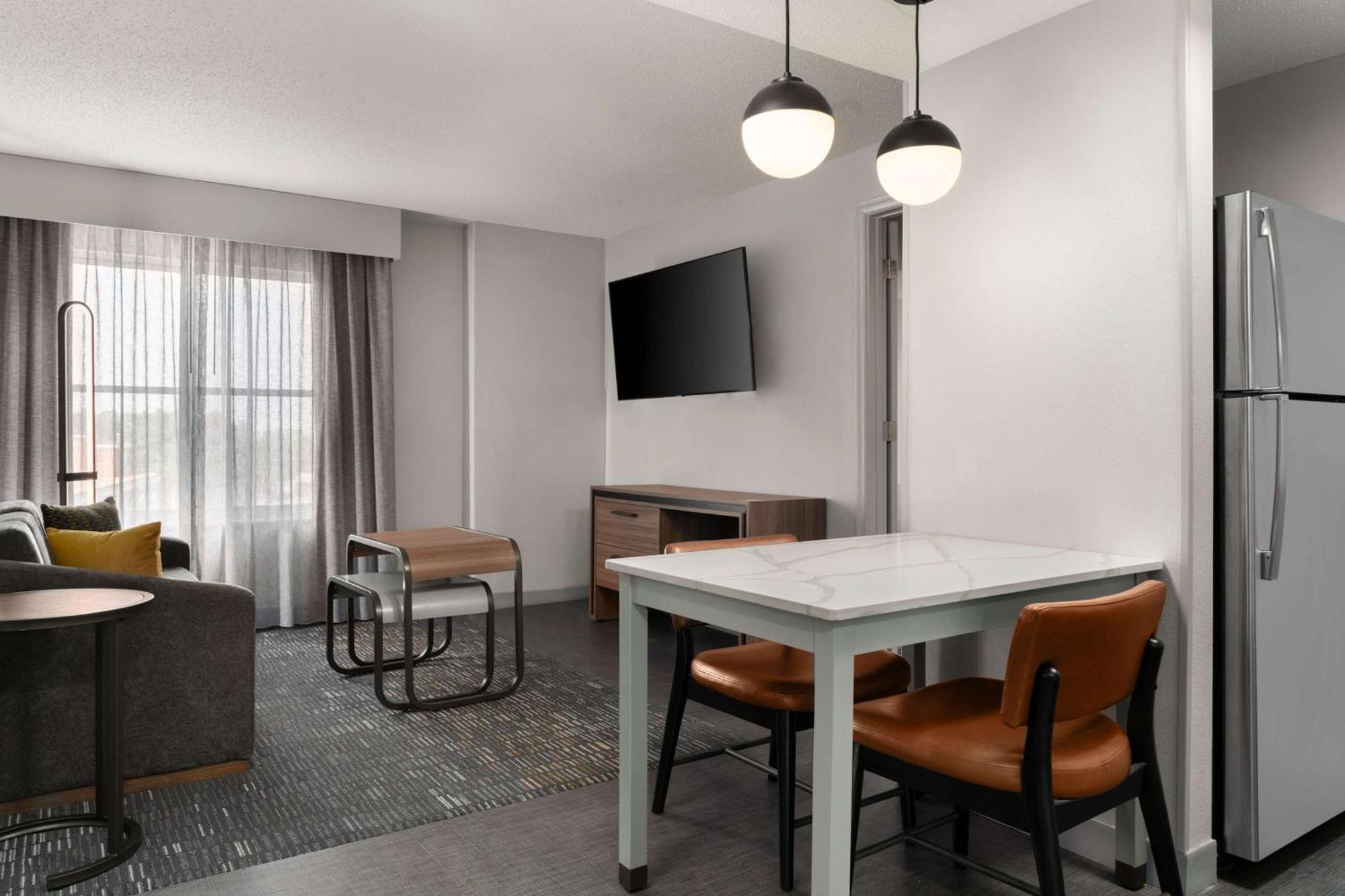 Homewood Suites By Hilton Chester Esterno foto